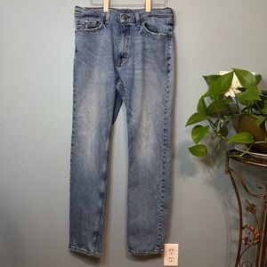 Levi’s Men’s 505 Original Straight Leg Jeans in Feel the Music. Size 36x34